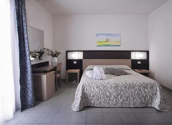 Comfort Tek Büyük Yataklı Oda