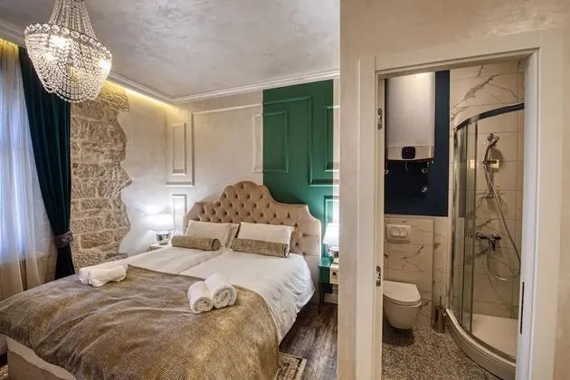 Design Tek Büyük veya İki Ayrı Yataklı Oda (13)