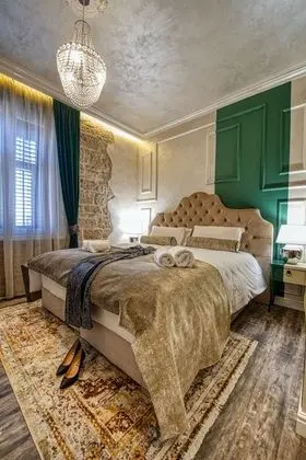 Design Tek Büyük veya İki Ayrı Yataklı Oda (13)
