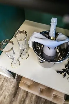 Design Tek Büyük veya İki Ayrı Yataklı Oda (13)