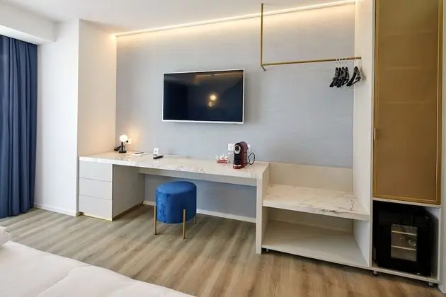 Deluxe Tek Büyük veya İki Ayrı Yataklı Oda
