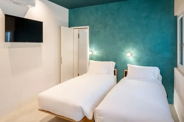 Üç Kişilik Oda, Dağ Manzaralı