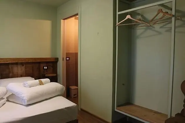 Tek Büyük veya İki Ayrı Yataklı Oda
