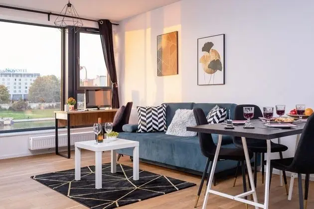 Apart Daire, 1 Yatak Odası, Balkon, Nehir Manzaralı