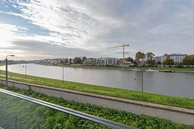 Apart Daire, 1 Yatak Odası, Balkon, Nehir Manzaralı