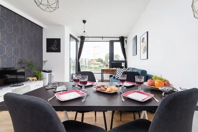 Apart Daire, 1 Yatak Odası, Balkon, Nehir Manzaralı