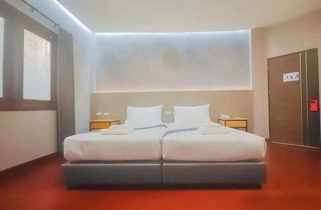 Standard Tek Büyük veya İki Ayrı Yataklı Oda