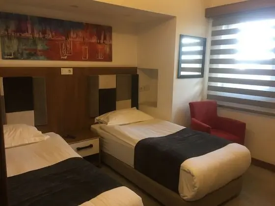 Standard Tek Büyük veya İki Ayrı Yataklı Oda