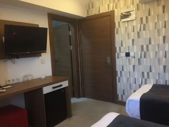 Standard Tek Büyük veya İki Ayrı Yataklı Oda
