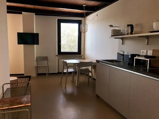 Standard Apart Daire, Şehir Manzaralı (2)