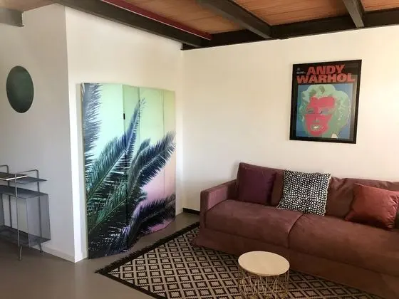 Standard Apart Daire, Şehir Manzaralı (2)