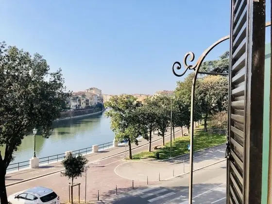 Standard Apart Daire, Şehir Manzaralı (2)