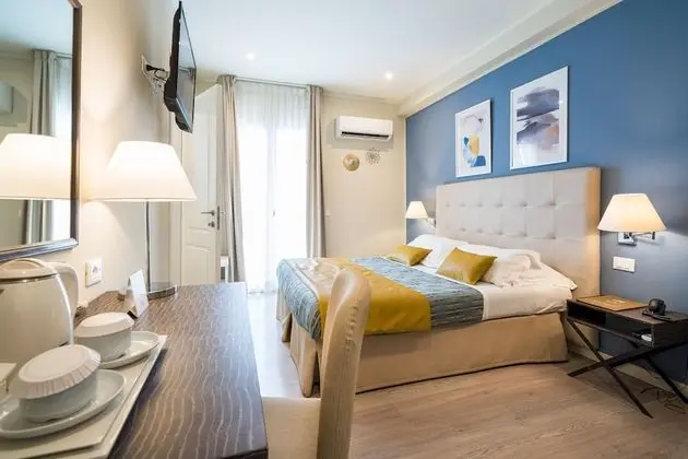 Comfort Tek Büyük Yataklı Oda, Kısmi Deniz Manzaralı