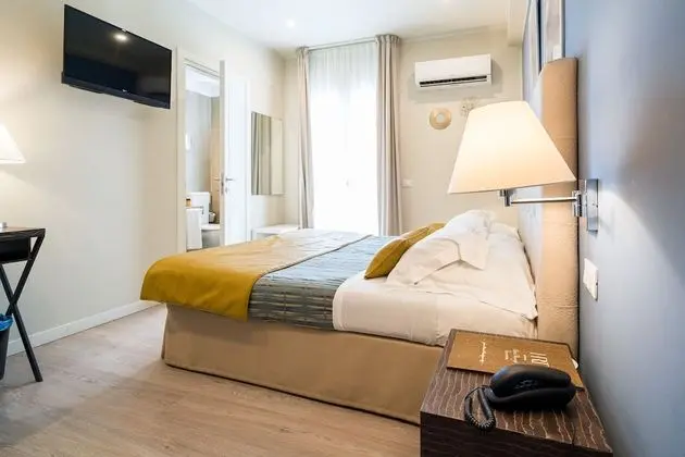 Comfort Tek Büyük Yataklı Oda, Kısmi Deniz Manzaralı