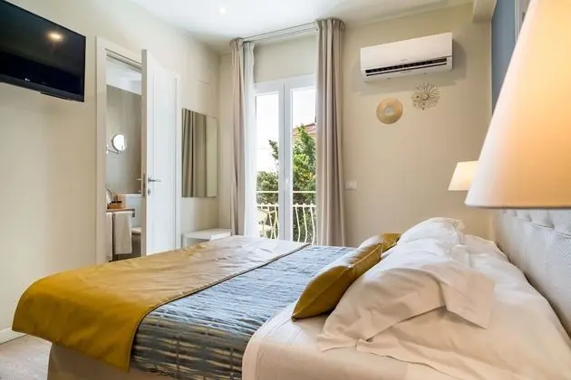 Comfort Tek Büyük Yataklı Oda, Kısmi Deniz Manzaralı