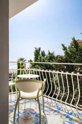 Comfort Tek Büyük Yataklı Oda, Kısmi Deniz Manzaralı