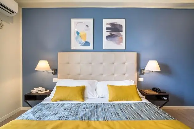 Comfort Tek Büyük Yataklı Oda, Kısmi Deniz Manzaralı