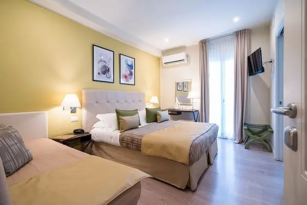 Comfort Üç Kişilik Oda, Kısmi Deniz Manzaralı