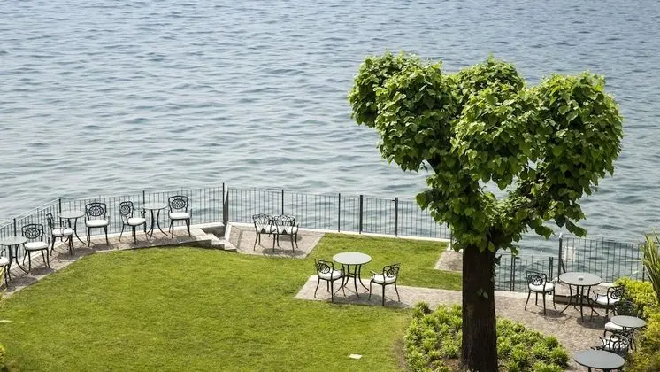 Tek Büyük Yataklı Oda, Göl Manzaralı