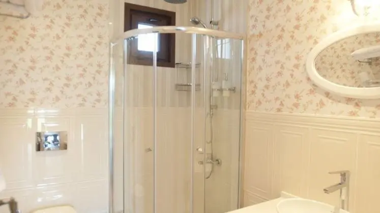 Deluxe Çift Kişilik veya İki Yataklı Oda