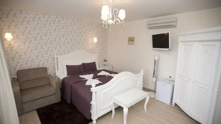 Deluxe Çift Kişilik veya İki Yataklı Oda
