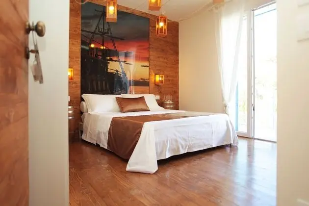 Superior Oda, Balkon