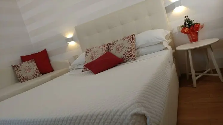 Üç Kişilik Oda