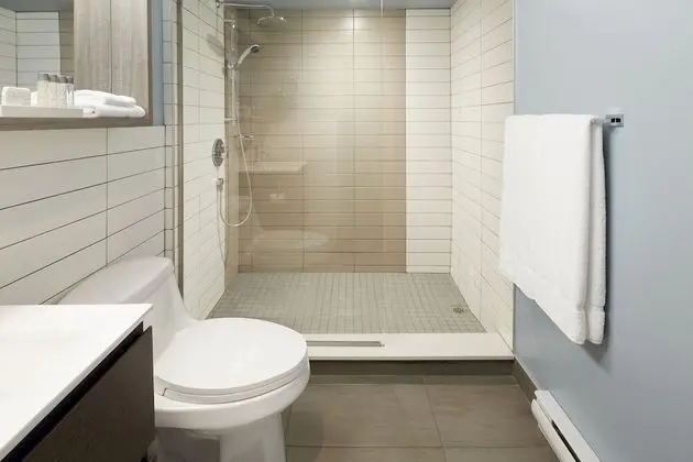 Signature Oda, 1 En Büyük (King) Boy Yatak (Rive Gauche)