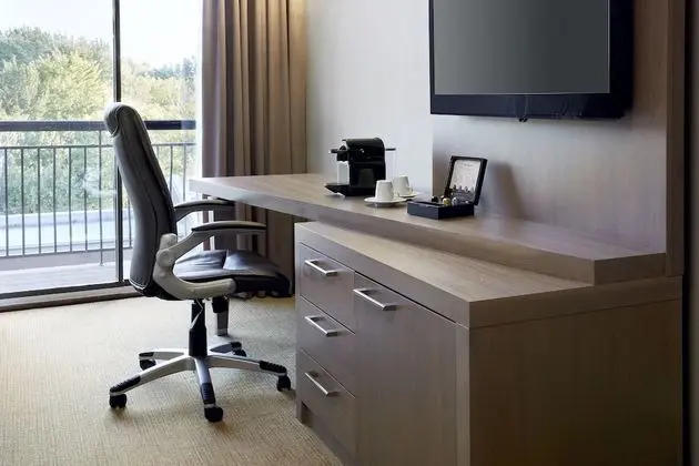 Superior Oda, 1 En Büyük (King) Boy Yatak (Rive Gauche)