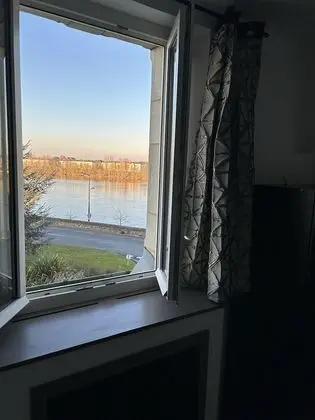 Family Oda, Birden Çok Yatak, Nehir Manzaralı