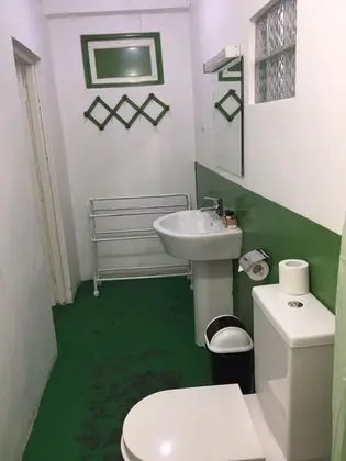 Deluxe Oda, Sigara İçilmez