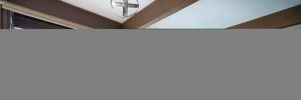 Ev