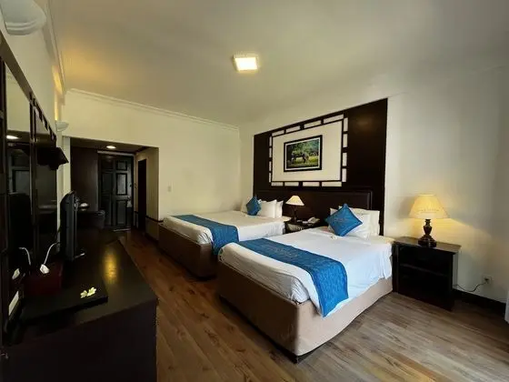 Deluxe Üç Kişilik Oda, Bahçe Manzaralı