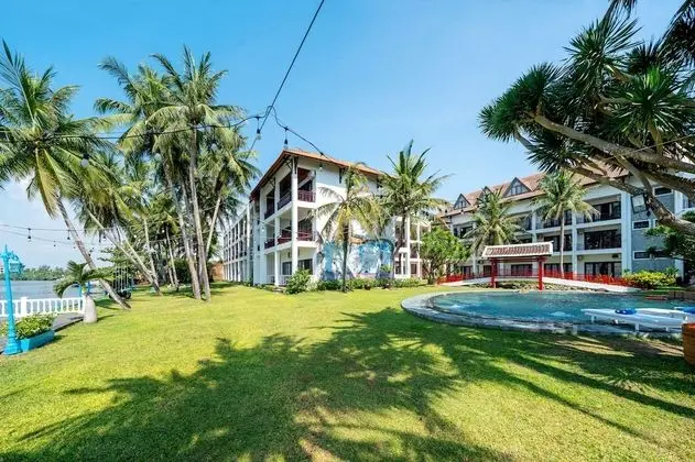 Deluxe Üç Kişilik Oda, Bahçe Manzaralı
