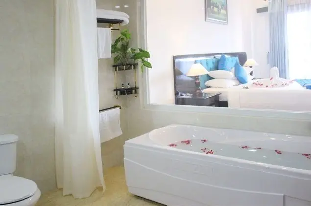 Luxury Tek Büyük Yataklı Oda