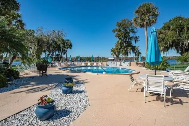 Daire (River Bend B212)