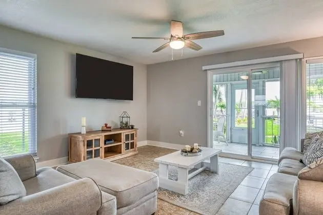 Daire (River Bend C122)