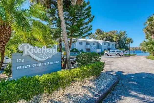 Daire (River Bend C122)