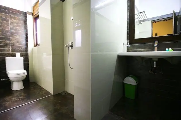 Luxury Stüdyo Süit, 1 En Büyük (King) Boy Yatak, Küçük Mutfak, Göl Kenarı