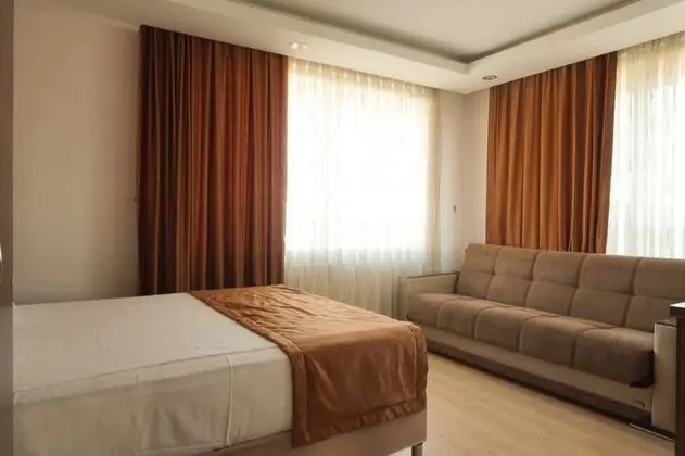 Standart Oda - Nehir Manzarali