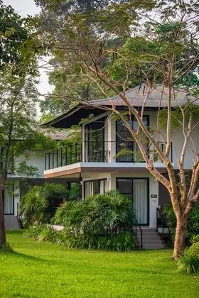 Tek Büyük veya İki Ayrı Yataklı Oda (Riverfront Upper Floor )