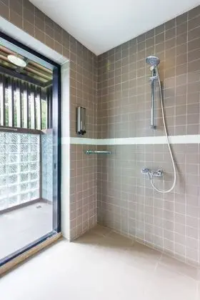 Tek Büyük veya İki Ayrı Yataklı Oda (Riverfront Upper Floor )