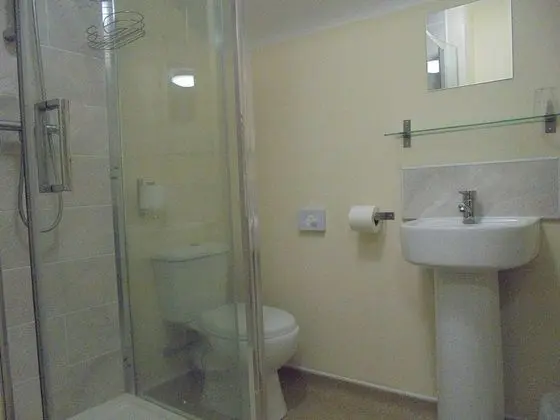 Comfort Tek Büyük veya İki Ayrı Yataklı Oda, Banyolu/Duşlu, Bahçe Manzaralı