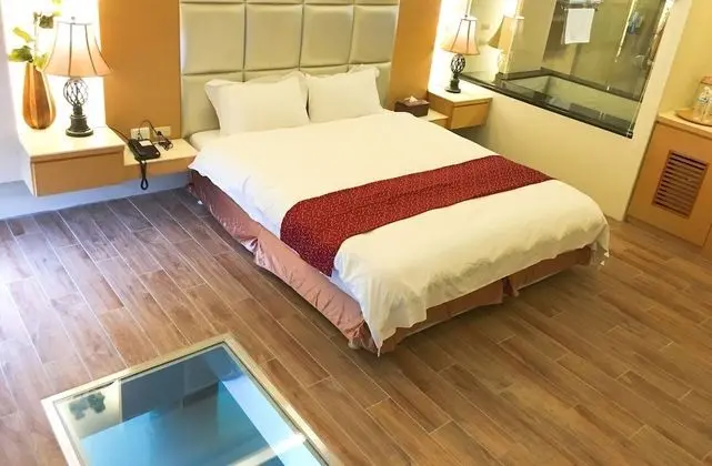 Comfort Tek Büyük Yataklı Oda