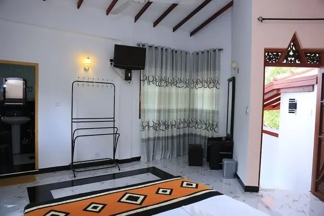 Deluxe Tek Büyük Yataklı Oda, Nehir Manzaralı