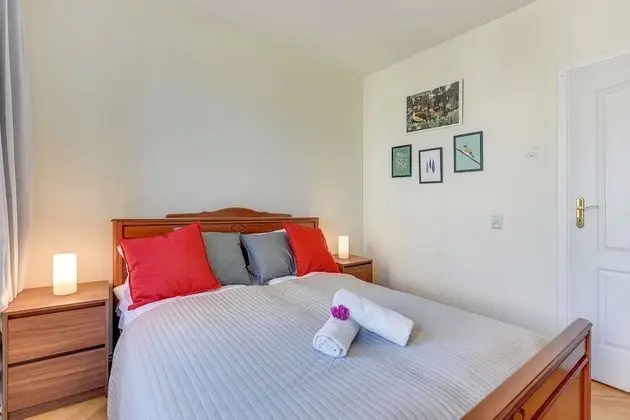 Apart Daire, 2 Yatak Odası, 2 Banyolu, Nehir Manzaralı