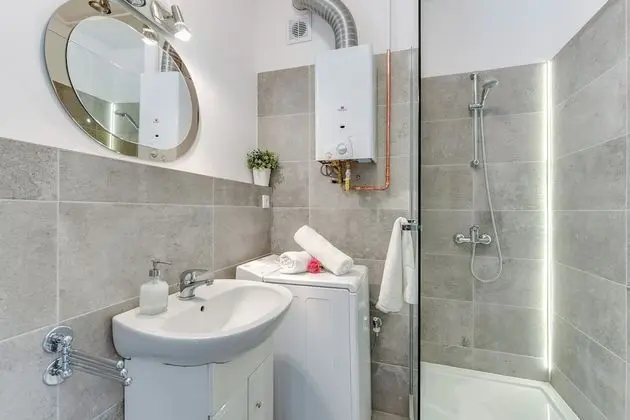 Apart Daire, 2 Yatak Odası, 2 Banyolu, Nehir Manzaralı