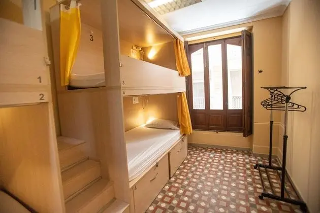 Ortak Ranzalı Oda, Karma Ranzalı Oda, Ortak Banyo (4 People Bunkbeds/Literas)