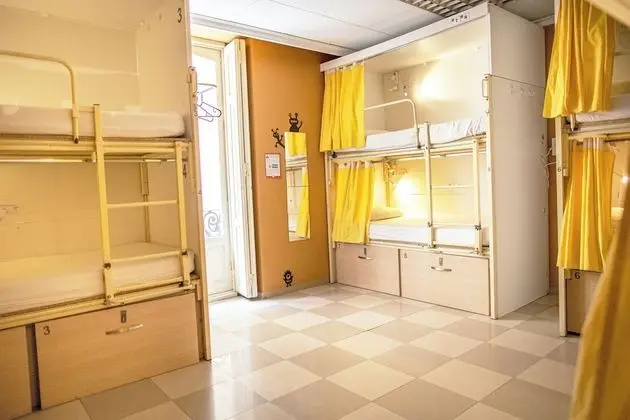 Ortak Ranzalı Oda, Karma Ranzalı Oda, Ortak Banyo (6 People bunkbeds/literas)