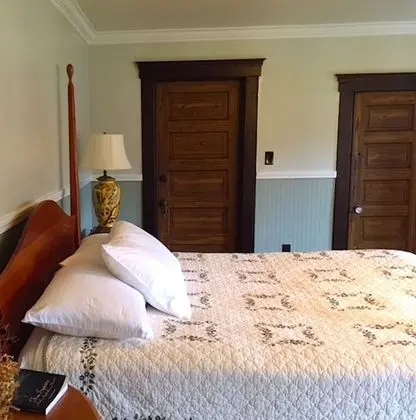 Oda, Özel Banyo (M & K Junction #4)